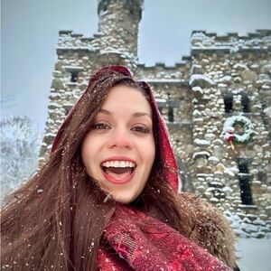 Meet your Posher, Ashley